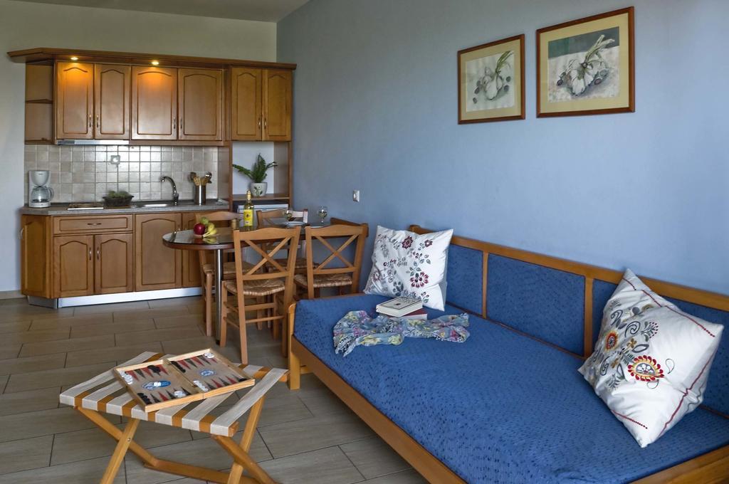 Hotel Apartments Sikia Kato Gatzea Quarto foto